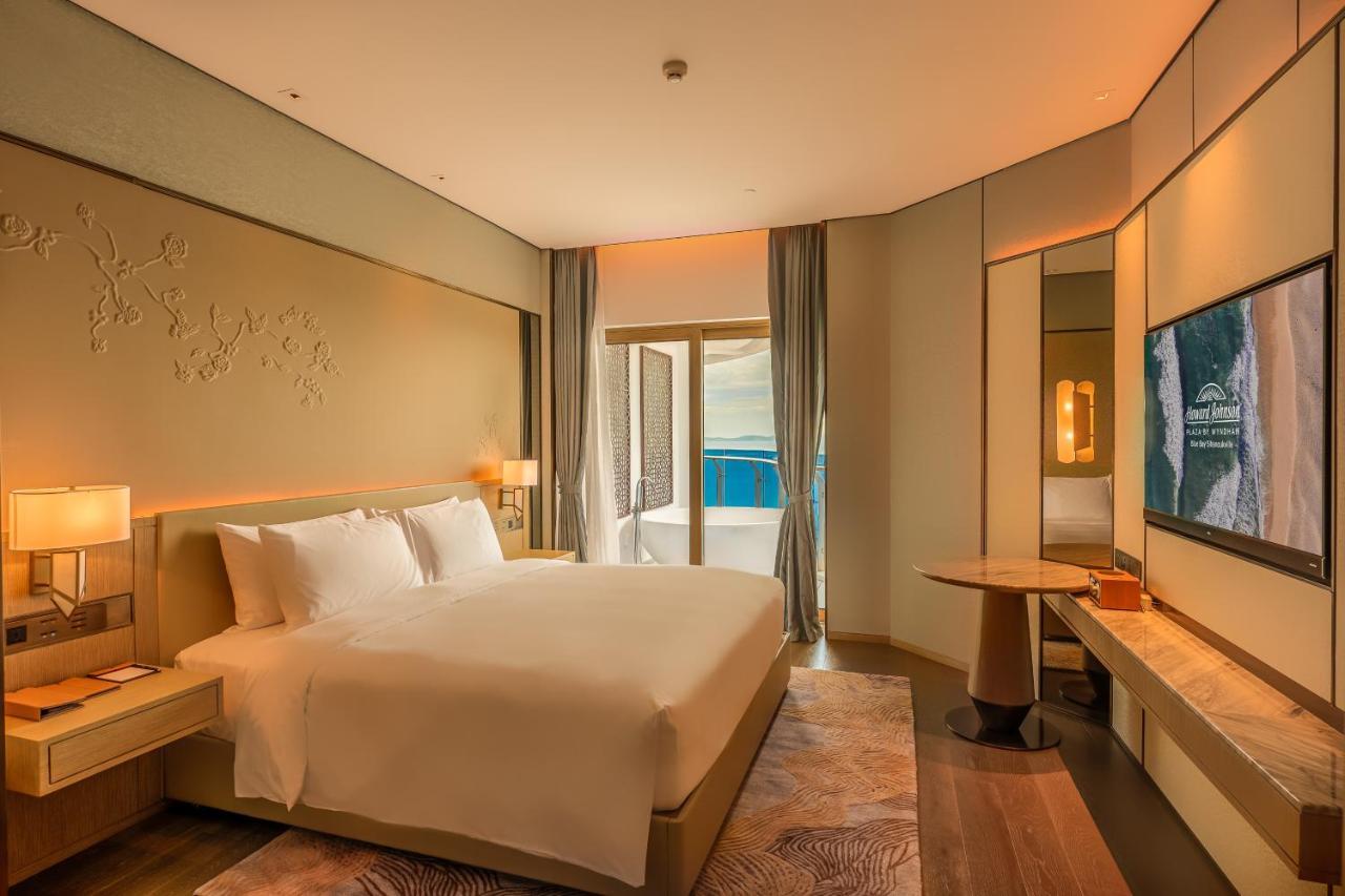 Howard Johnson Plaza By Wyndham Blue Bay Sihanoukville Buitenkant foto