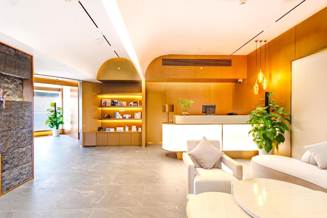 Howard Johnson Plaza By Wyndham Blue Bay Sihanoukville Buitenkant foto
