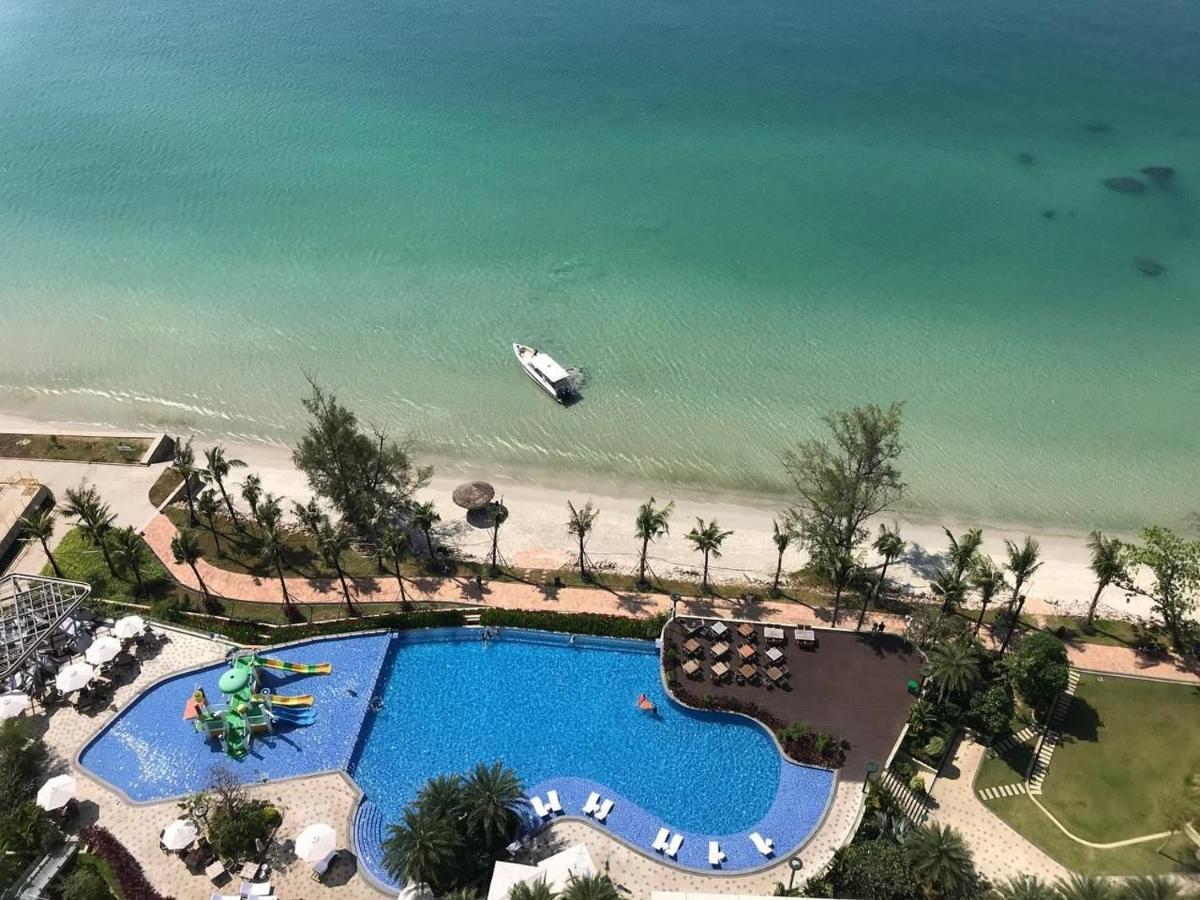 Howard Johnson Plaza By Wyndham Blue Bay Sihanoukville Buitenkant foto